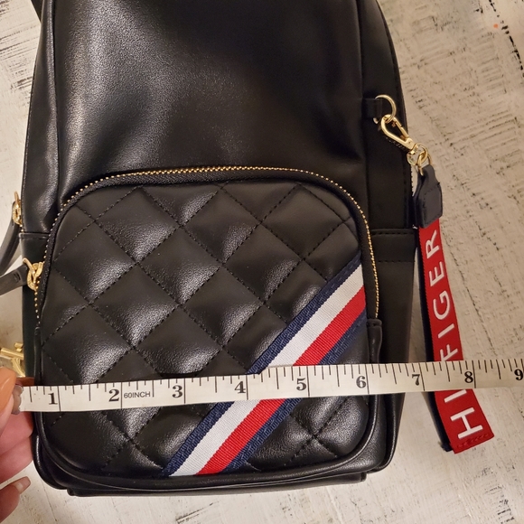 Crossbody - Picture 5 of 7